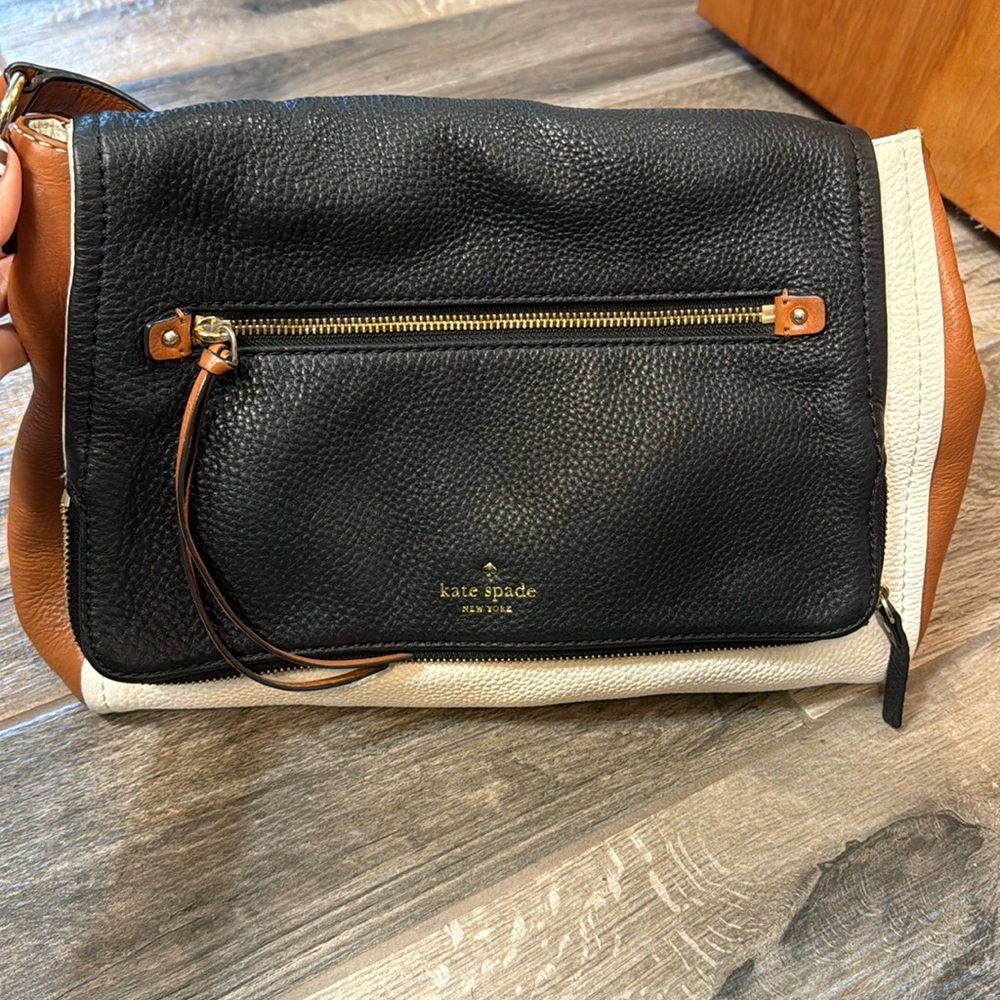 Kate spade shoulder bag